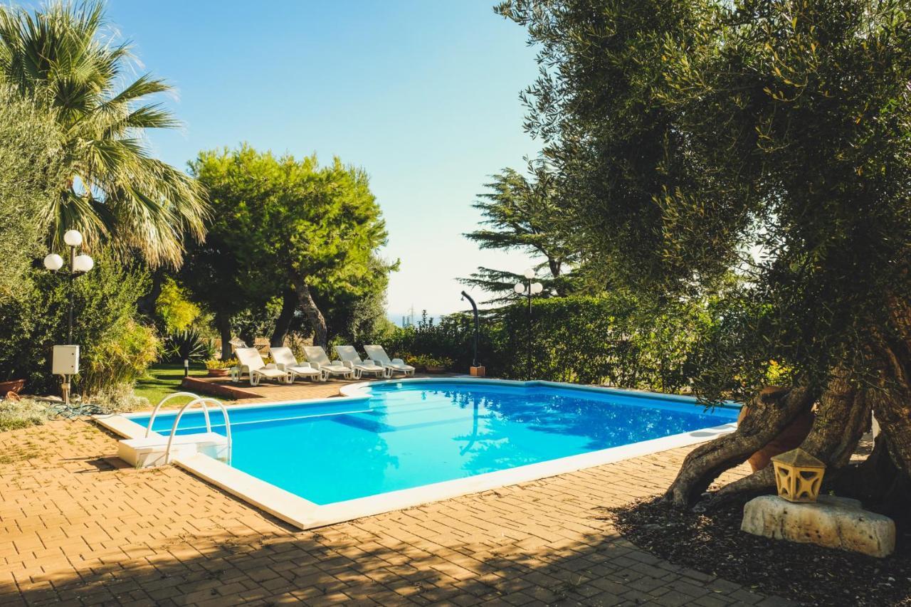 Villa Due Torri Cozzana Zewnętrze zdjęcie