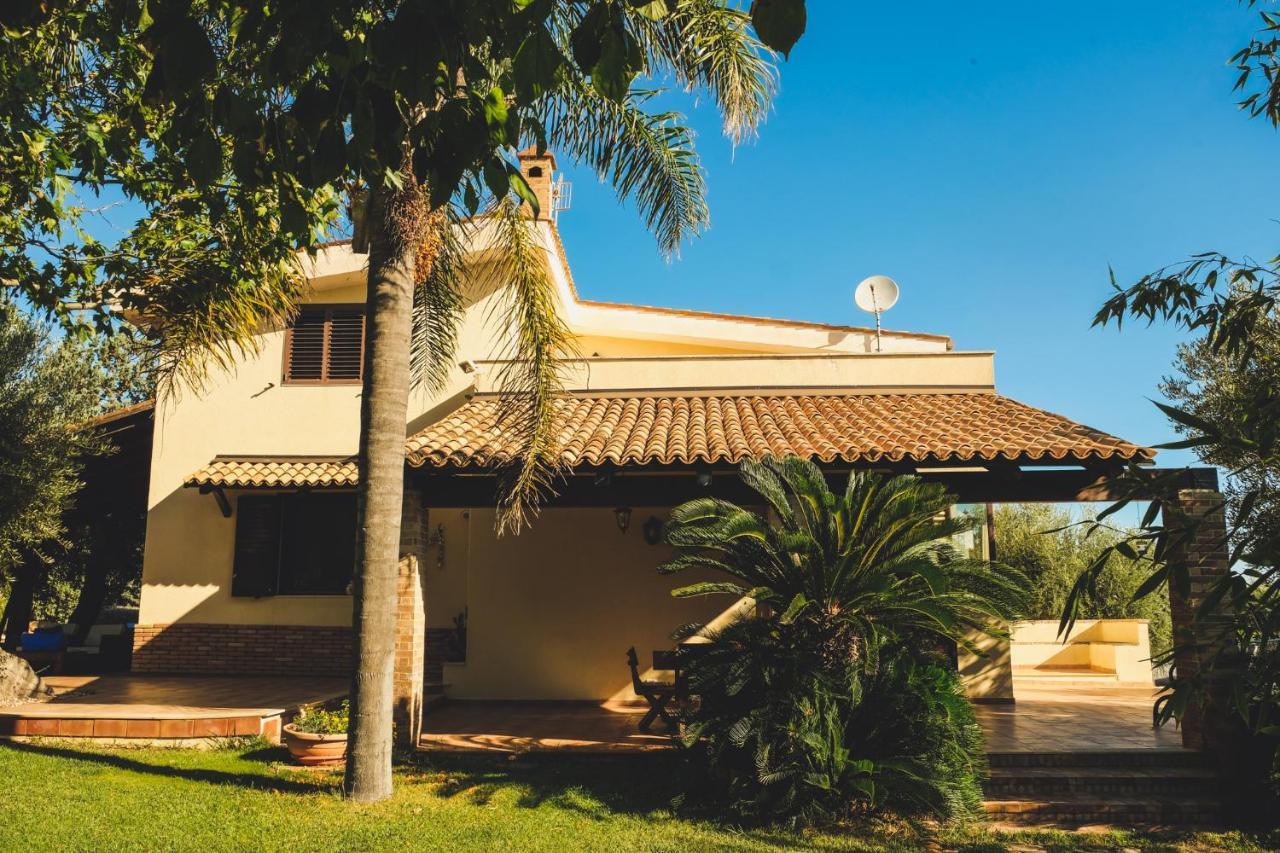 Villa Due Torri Cozzana Zewnętrze zdjęcie