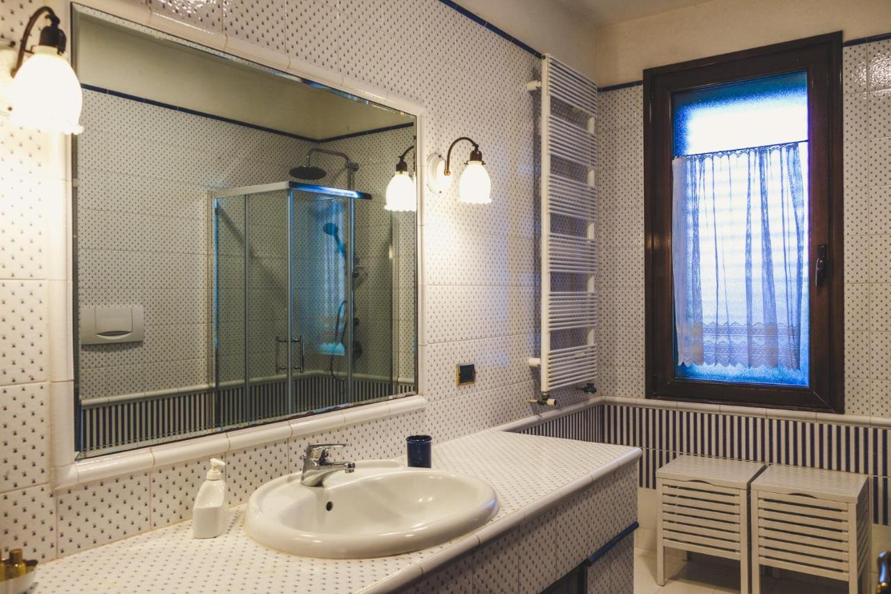 Villa Due Torri Cozzana Zewnętrze zdjęcie